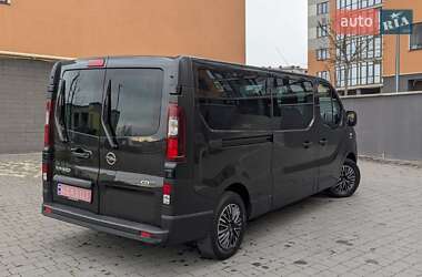 Минивэн Opel Vivaro 2015 в Ивано-Франковске