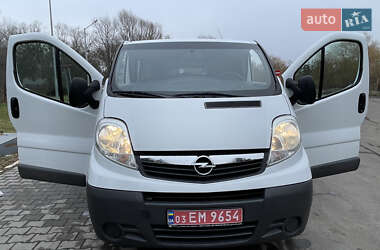 Мінівен Opel Vivaro 2011 в Дубні