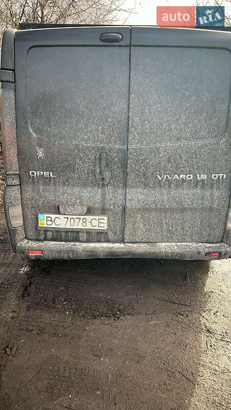 Мінівен Opel Vivaro 2003 в Слов'янську