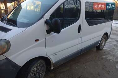 Мінівен Opel Vivaro 2004 в Жовкві