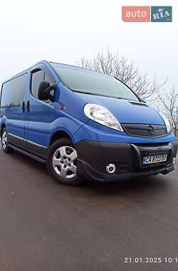 Вантажний фургон Opel Vivaro 2012 в Умані