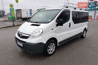 Мінівен Opel Vivaro 2013 в Житомирі