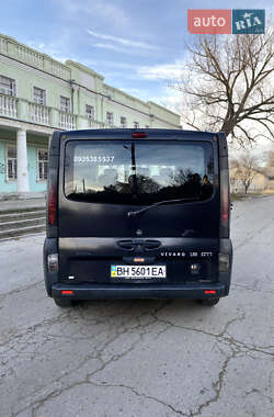 Мінівен Opel Vivaro 2003 в Ізмаїлі