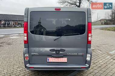 Мінівен Opel Vivaro 2013 в Коломиї