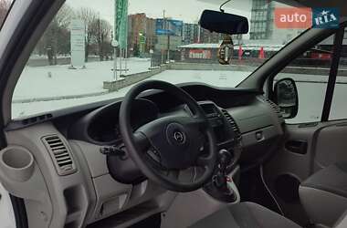 Мінівен Opel Vivaro 2013 в Луцьку