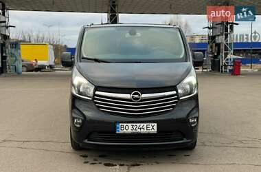 Минивэн Opel Vivaro 2016 в 
