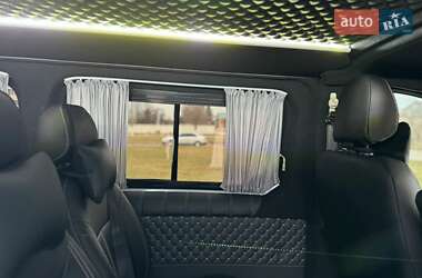 Минивэн Opel Vivaro 2016 в 