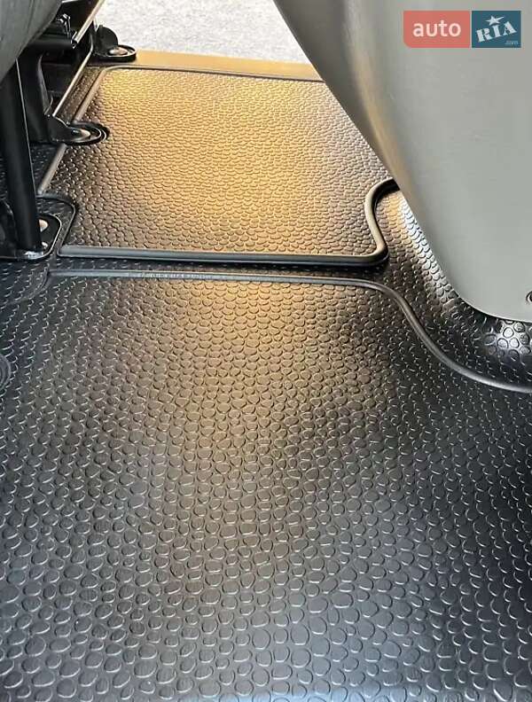 Минивэн Opel Vivaro 2011 в Умани