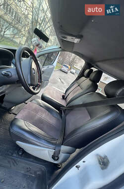 Грузопассажирский фургон Opel Vivaro 2013 в 