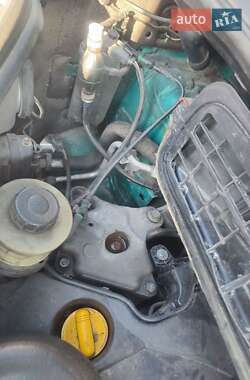Минивэн Opel Vivaro 2004 в 