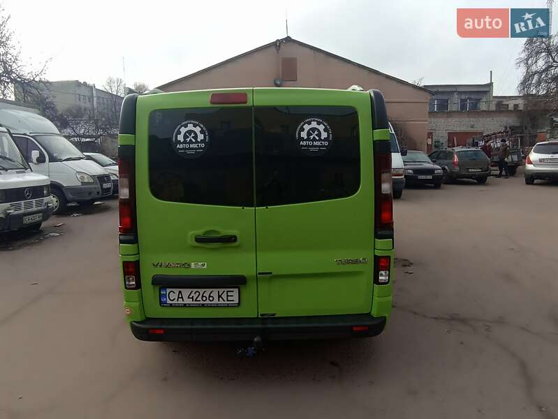 Мінівен Opel Vivaro 2015 в Черкасах
