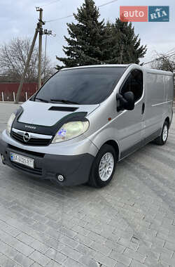 Грузовой фургон Opel Vivaro 2006 в Бершади