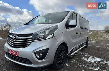 Минивэн Opel Vivaro 2017 в Дубно