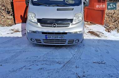 Минивэн Opel Vivaro 2005 в Житомире