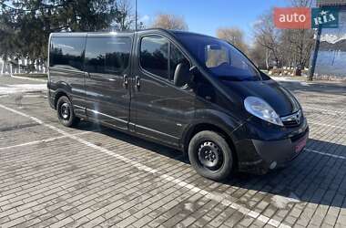 Мінівен Opel Vivaro 2012 в Луцьку