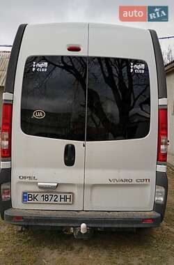 Минивэн Opel Vivaro 2008 в Демидовке