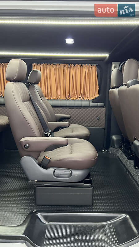 Минивэн Opel Vivaro 2019 в Киеве