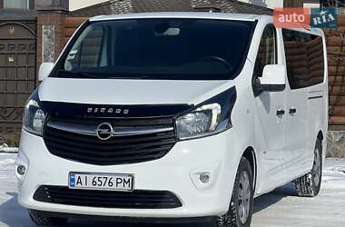 Мінівен Opel Vivaro 2016 в Києві