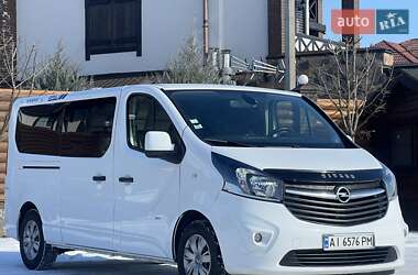 Мінівен Opel Vivaro 2016 в Києві