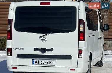 Мінівен Opel Vivaro 2016 в Києві