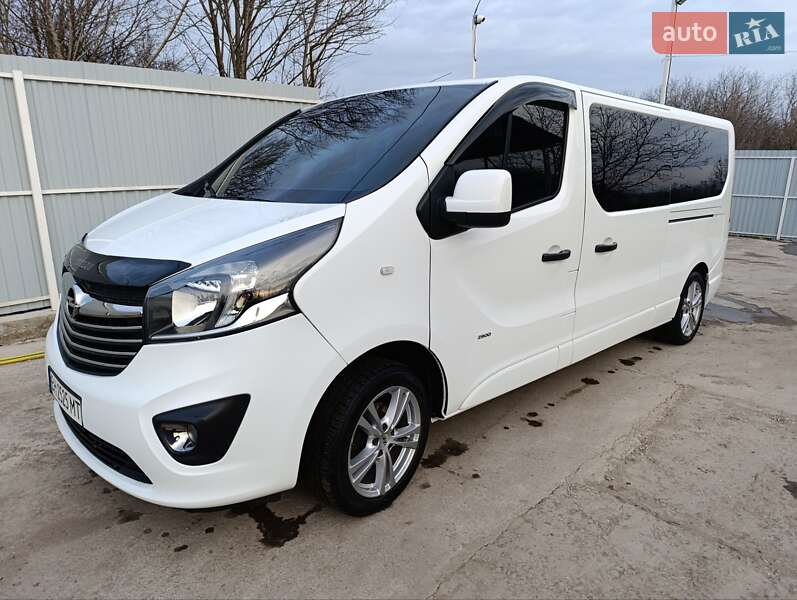 Opel Vivaro 2015 Opel Vivaro 2015