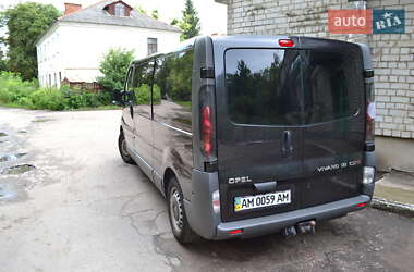 Грузовой фургон Opel Vivaro 2006 в Житомире