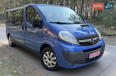 Минивэн Opel Vivaro 2011 в Киеве