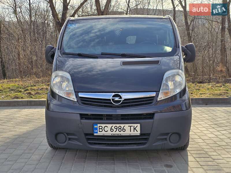 Минивэн Opel Vivaro 2007 в Львове