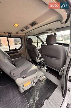 Минивэн Opel Vivaro 2013 в 