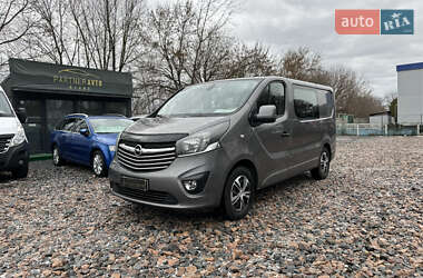 Минивэн Opel Vivaro 2015 в Ровно