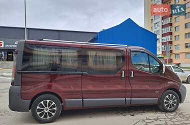 Минивэн Opel Vivaro 2003 в Каменец-Подольском