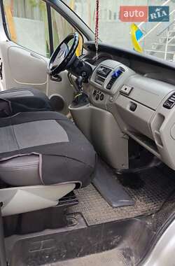 Минивэн Opel Vivaro 2005 в 