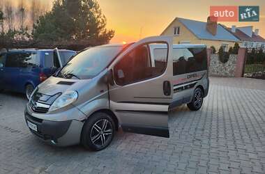 Минивэн Opel Vivaro 2007 в 