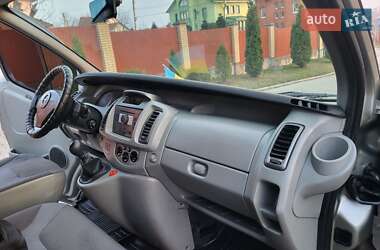 Минивэн Opel Vivaro 2007 в 
