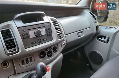 Минивэн Opel Vivaro 2007 в 