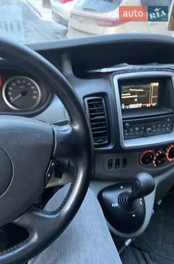 Минивэн Opel Vivaro 2013 в 