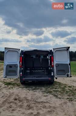Минивэн Opel Vivaro 2013 в 