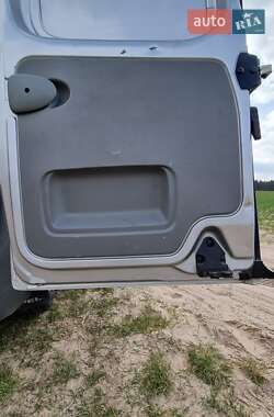 Минивэн Opel Vivaro 2013 в 