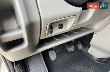 Грузовой фургон Opel Vivaro 2014 в 