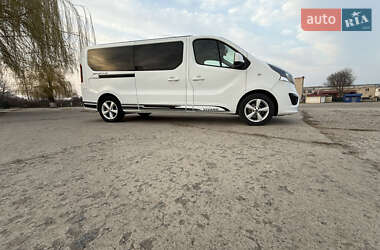 Минивэн Opel Vivaro 2017 в 