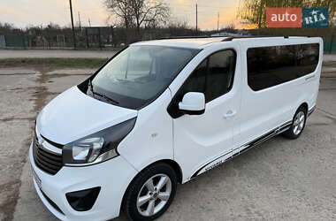 Минивэн Opel Vivaro 2017 в 
