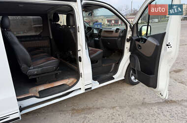 Минивэн Opel Vivaro 2017 в 