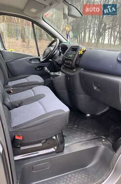 Мінівен Opel Vivaro 2015 в 