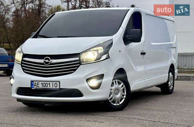 Грузовой фургон Opel Vivaro 2015 в 