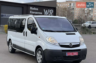 Мінівен Opel Vivaro 2013 в 
