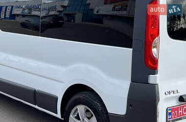 Мінівен Opel Vivaro 2013 в 