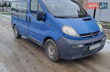 Минивэн Opel Vivaro 2004 в 