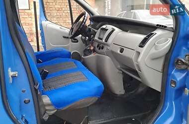 Минивэн Opel Vivaro 2004 в 