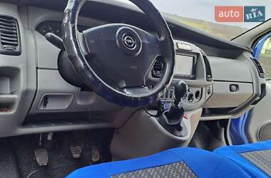 Минивэн Opel Vivaro 2004 в 