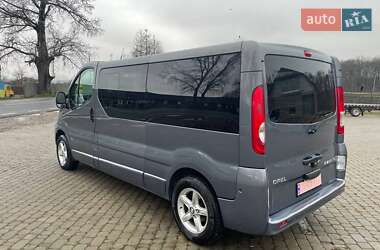 Минивэн Opel Vivaro 2013 в 